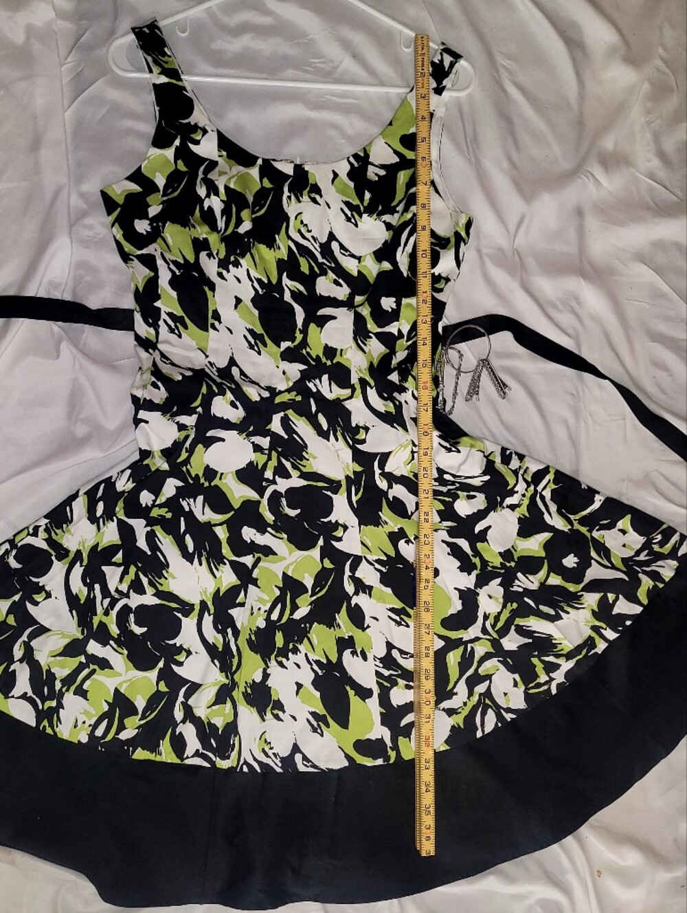 Steph's Pick:  Jessica Howard Dress, Size 6 - Picture 13 of 15